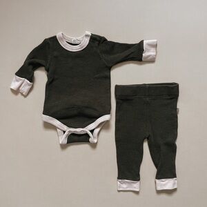 Goumi Bamboo Thermal Bodysuit and Pants Set - Pine - Size 6-12M
